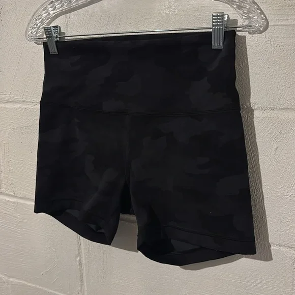 Lululemon Wunder Train High-Rise Short 4